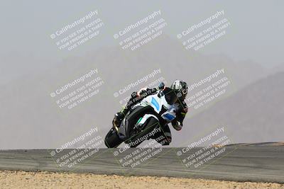 media/Mar-28-2022-Superbike Trackdays (Mon) [[b8603d0f67]]/Advanced Group (1pm-130pm)/Turn 9/